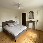 Chateau De Romecourt 度假居