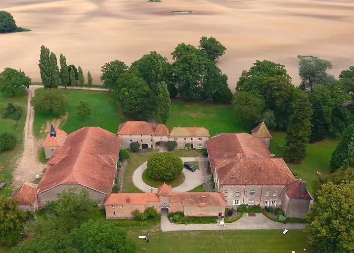 Chateau De Romecourt *